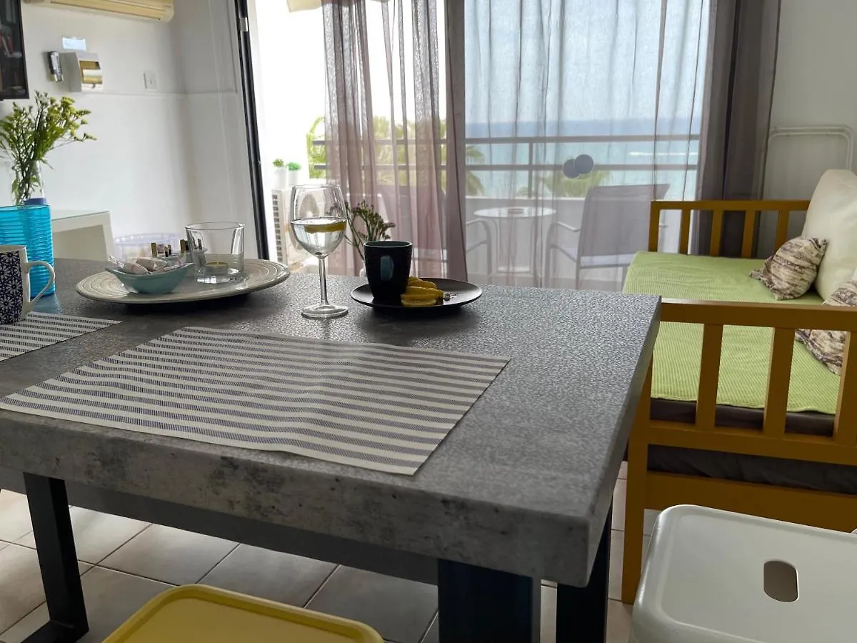 Apartament Krasas Beach Larnaca Cypr